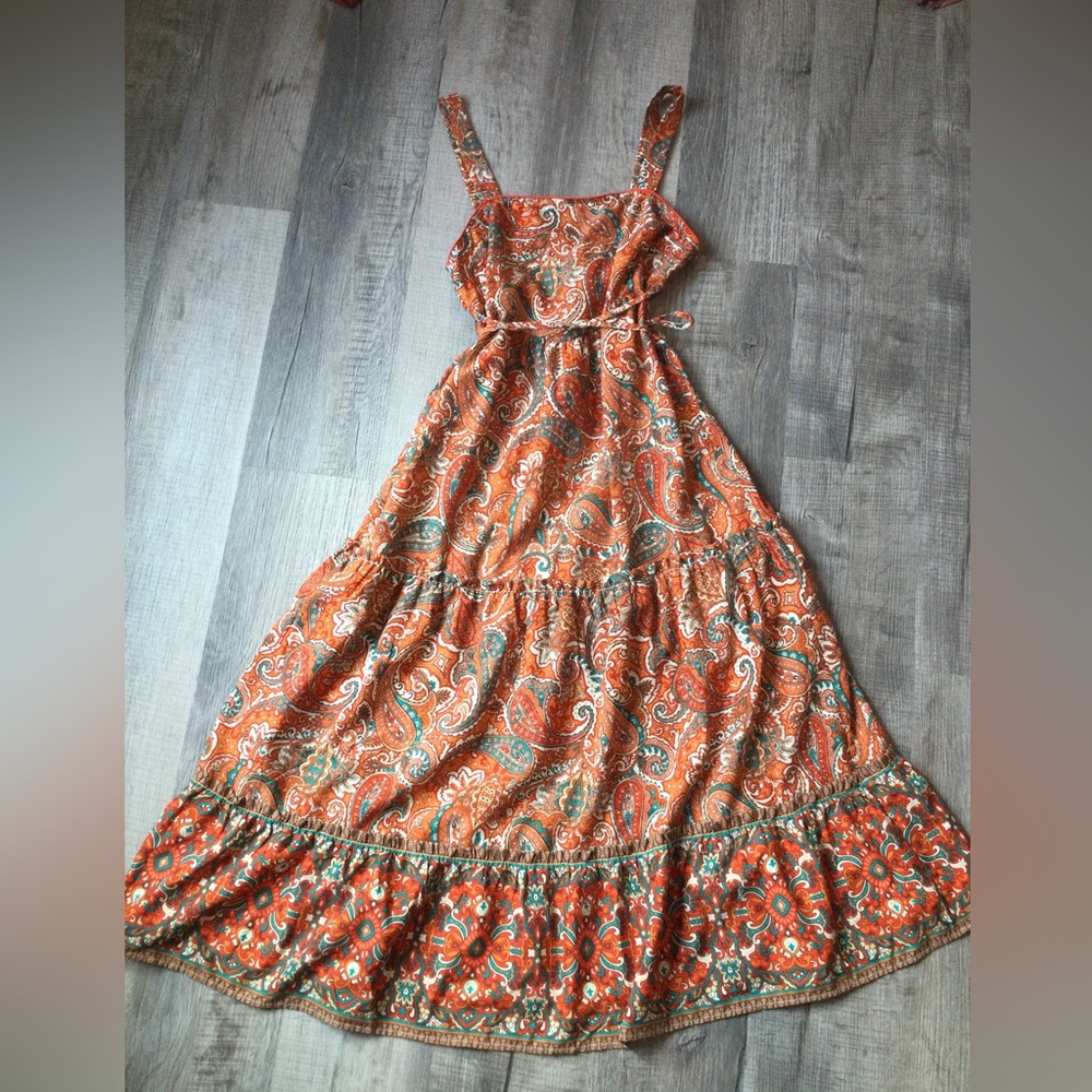 LAST CHANCE Lot of 3 Spring flowy vintage style boho dresses ASOS, Free, Entro